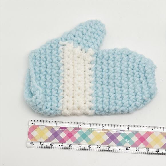 Vintage Handmade Blue and White Crocheted Kids Winter Mittens Gloves - Picture 3 of 4